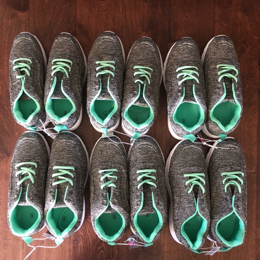 NWT Women’s Zone Pro Sneakers